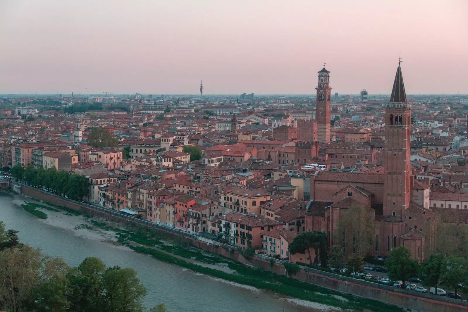 verona_paesaggio_2_55b8399566.webp